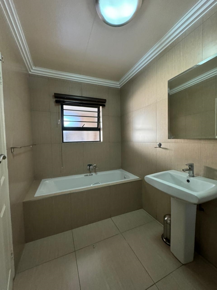2 Bedroom Property for Sale in Bult South North West